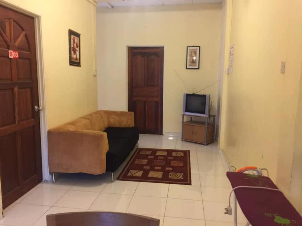 Trisya Homestay Kuala Terengganu Exterior foto